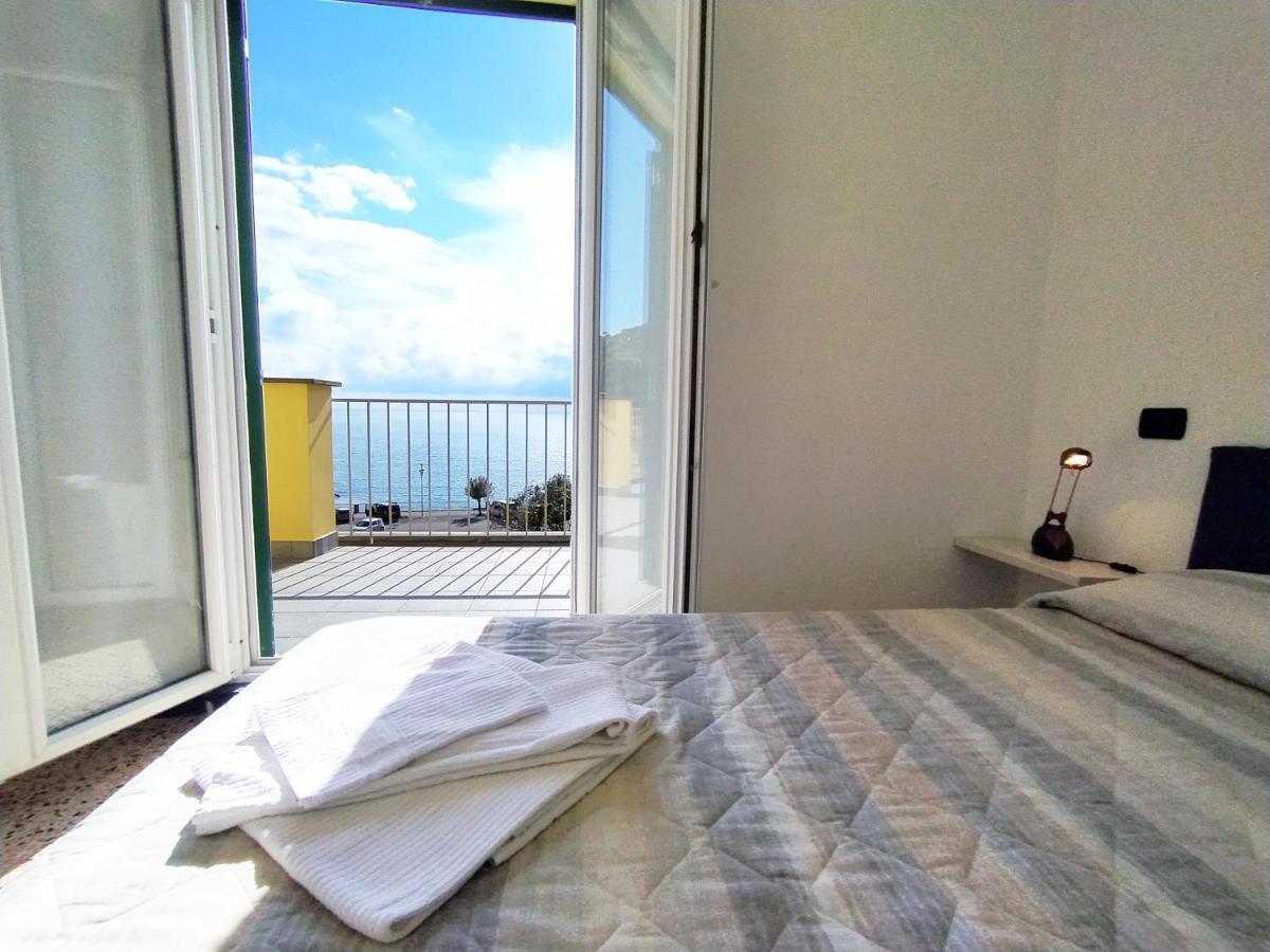 莱万托Monia House Sea View公寓 外观 照片